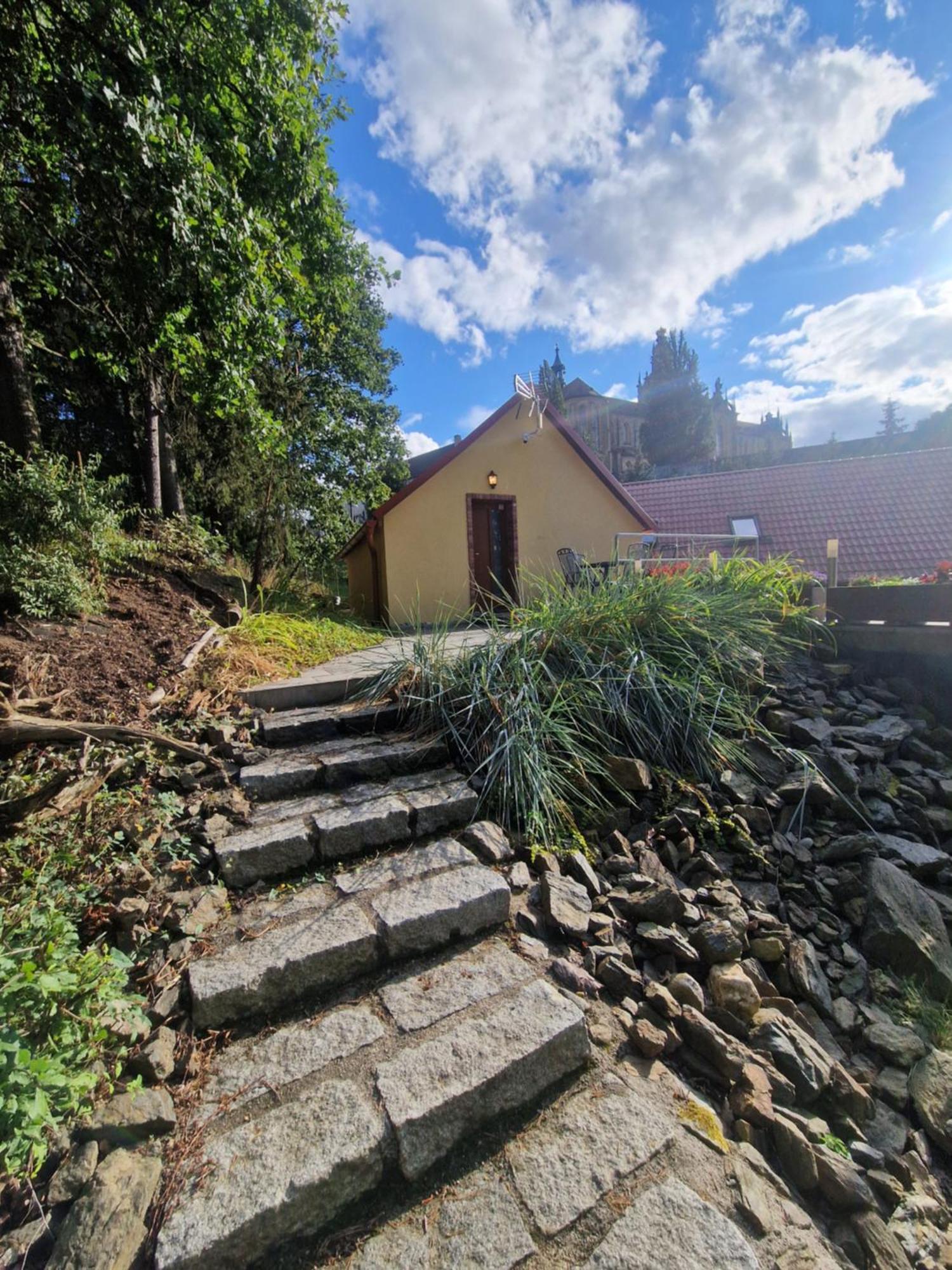 Apartmany Pod Klasterem Kladruby  エクステリア 写真