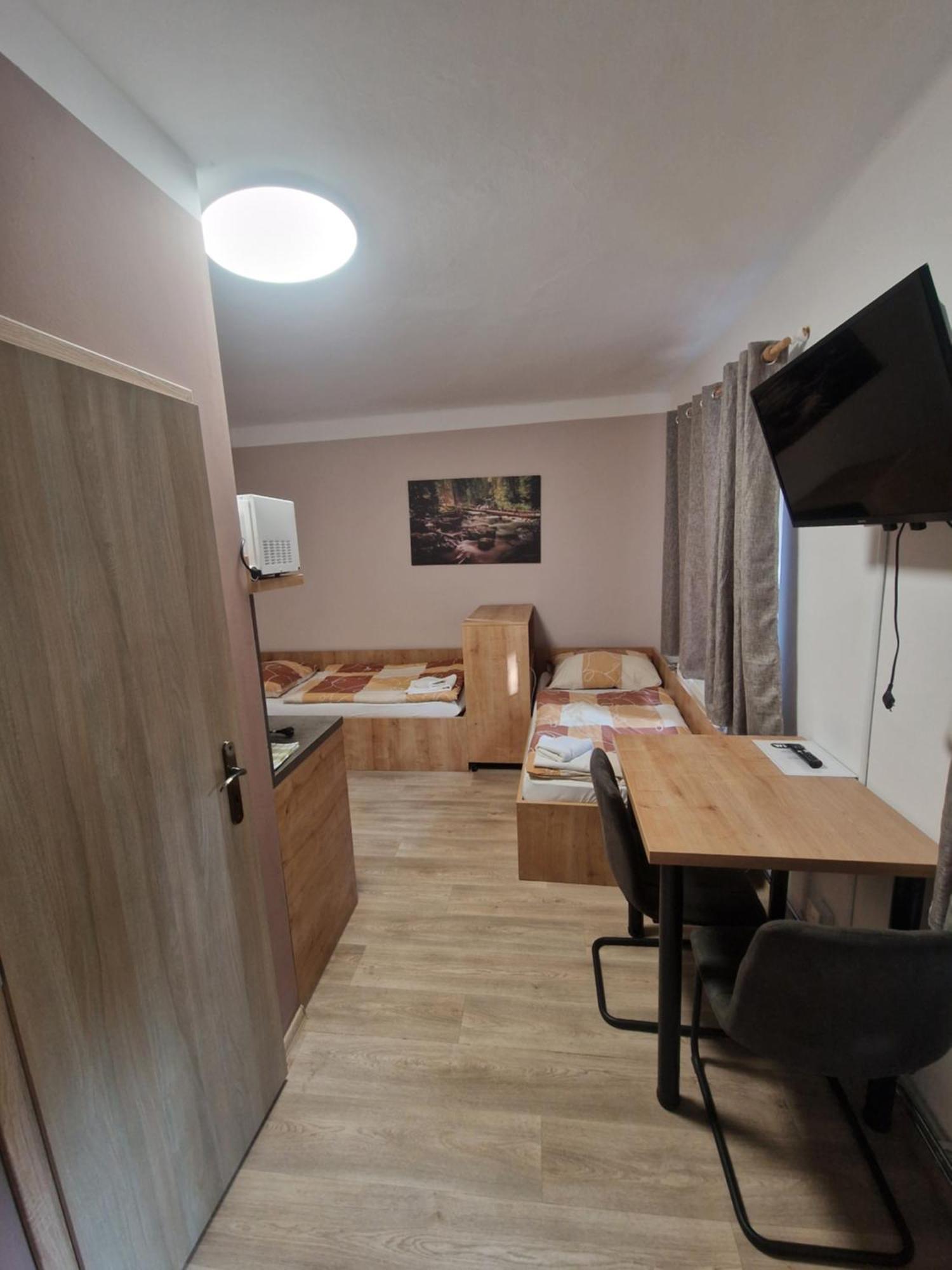 Apartmany Pod Klasterem Kladruby  エクステリア 写真